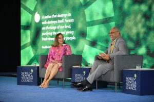 Rosario-Marín-en-la-Cumbre-de-Sosteniblidad-e-Inversión-1536x1024