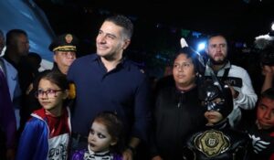 secretario_de_seguridad_ciudadana_acude_a_dia_de_muertos_en_cdmx.jfif_423682103