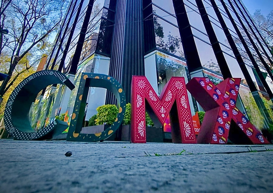 11D3503F-1234-4C7B-95D4-2093208978DE