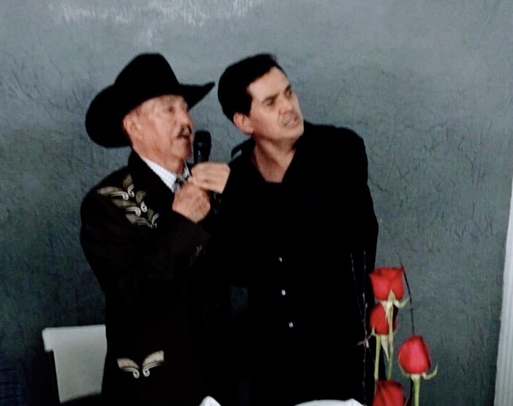 B4FBC8BB-035B-4CCE-AFCE-0D95E272A5F1