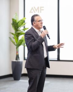 FERROCARRILES_ALCANZAN_15,000 MMD