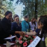 DRA. VICTORIA VÍQUEZ VEGA ACOMPAÑA A ESTUDIANTES EN CLAUSURAS ESCOLARES DE MELCHOR OCAMPO