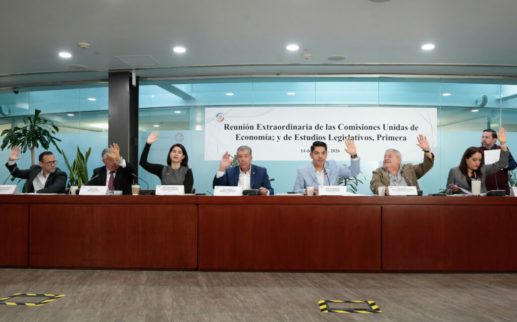 unidas_economia_y_estudios
